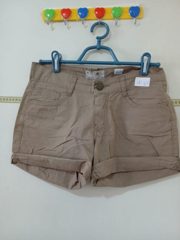 Shorts em sarja Tam 40