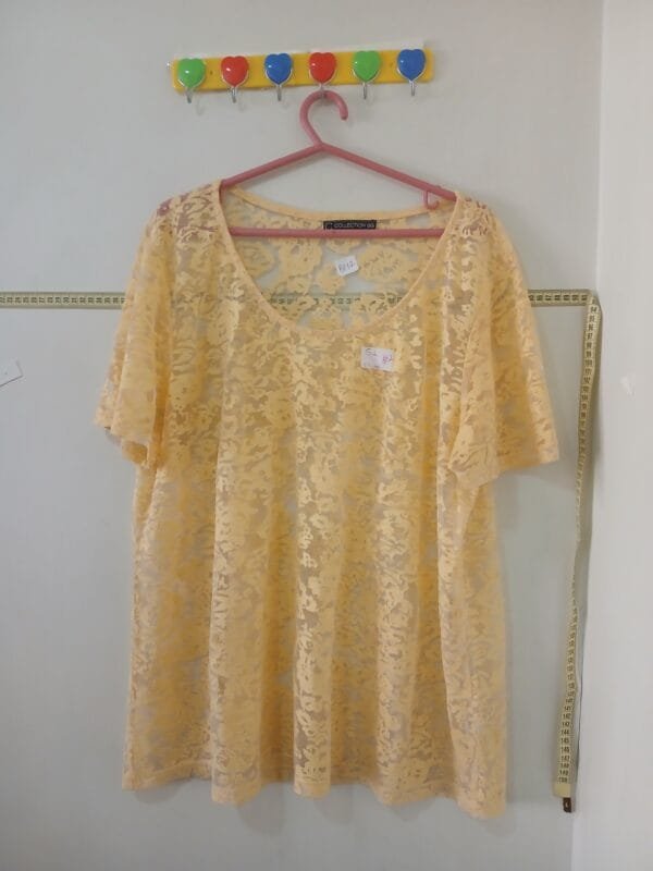 Blusa amarelo Tam G2